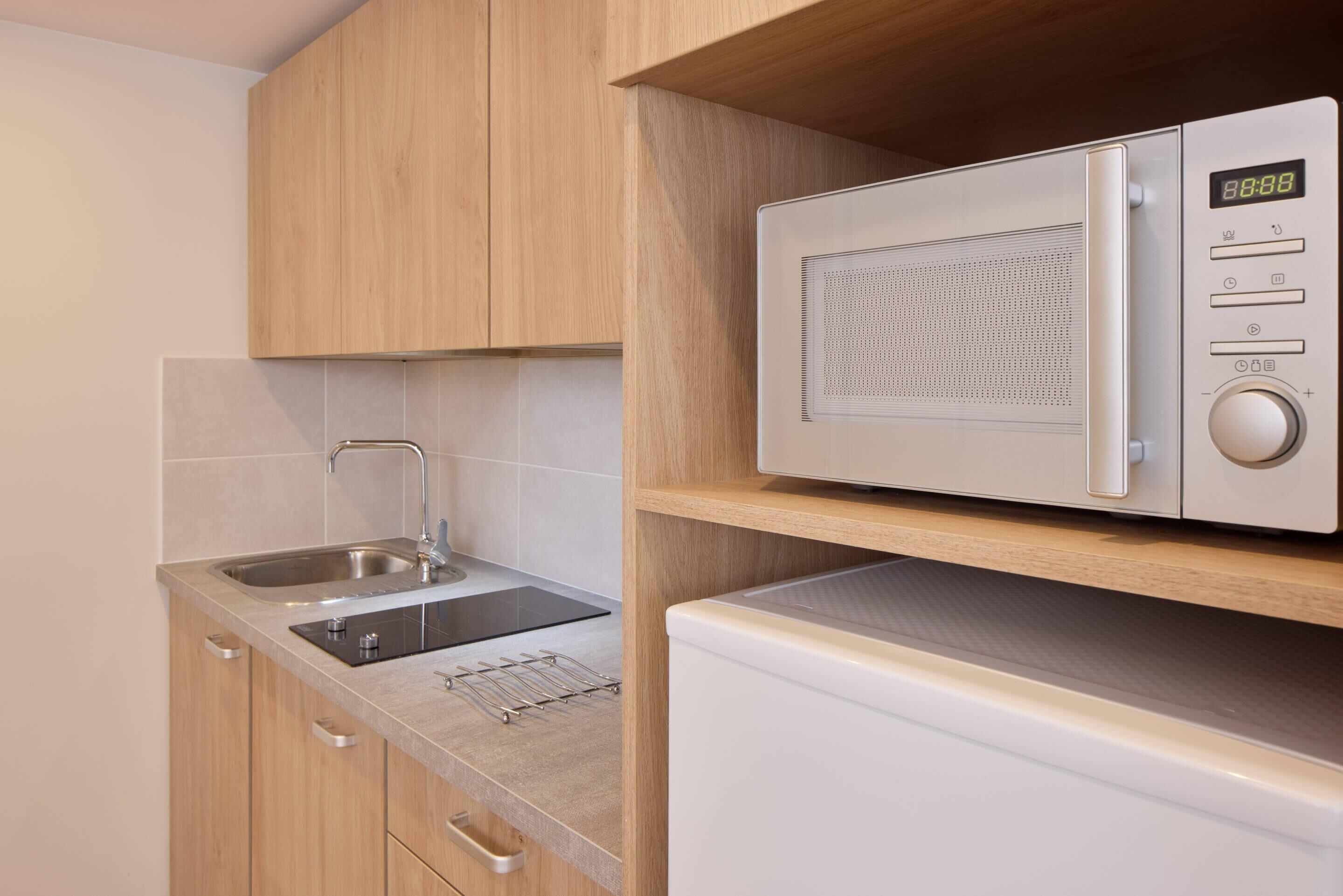 Habitación, 1 cama Queen size y sofá cama, para no fumadores (Upgrade) | Wifi gratis y ropa de cama 