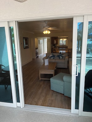 Terrace/patio - Tropical Sands Resort (Fort Myers Beach)