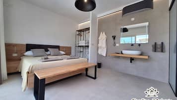 Quarto superior, varanda, vista para o jardim | Roupas de cama premium, edredons de pluma, escrivaninha