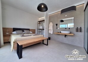 Superior Room, Patio, Garden View | Soundproofing, free WiFi