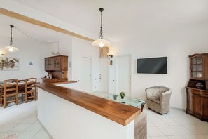 Interior - House Out of Sea. Cozy apartment with breathtaking sea views. (San Bernardino)