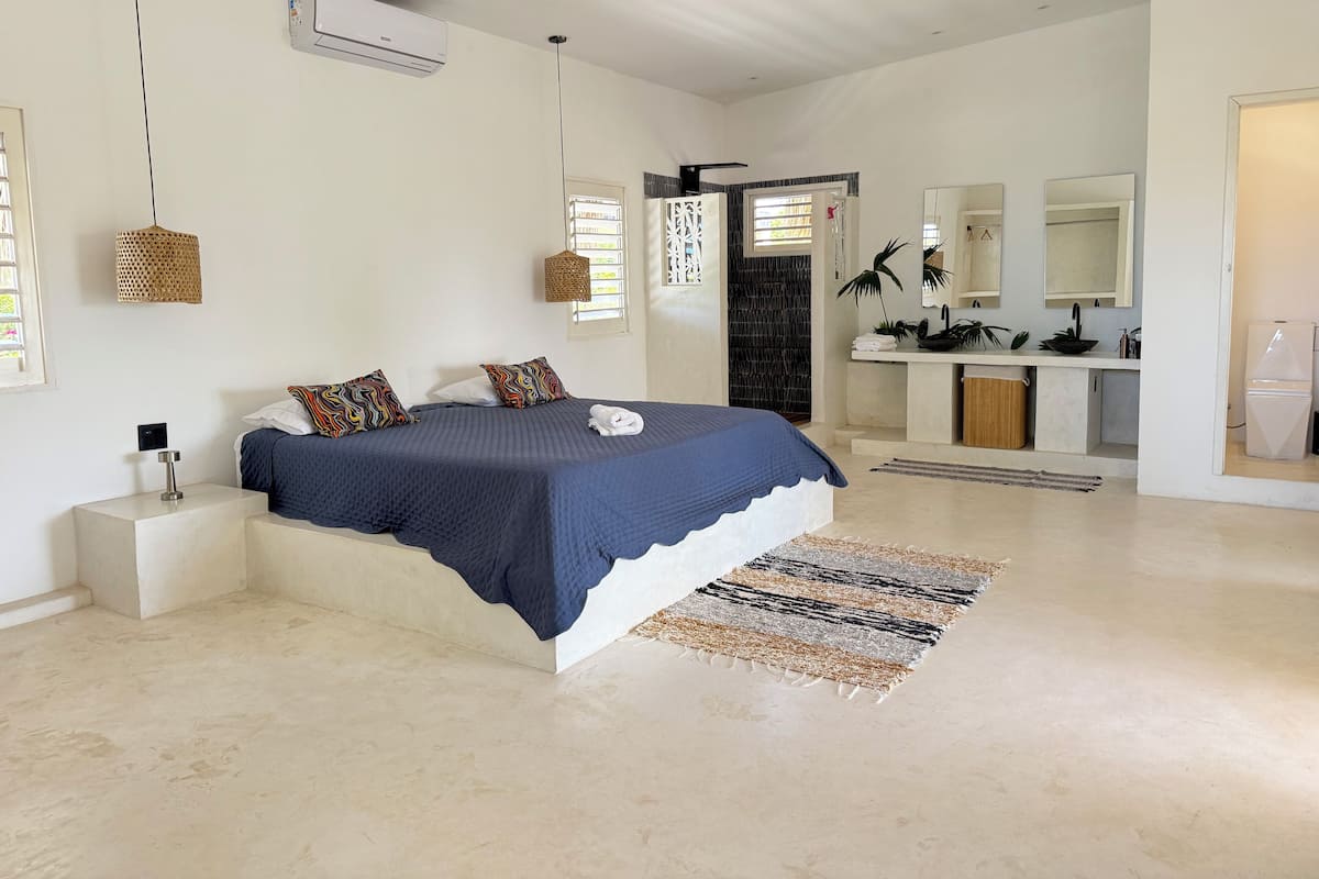 Family House, Balcony, Garden View | Free WiFi