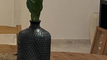 House, 2 Bedrooms, Accessible | Dining