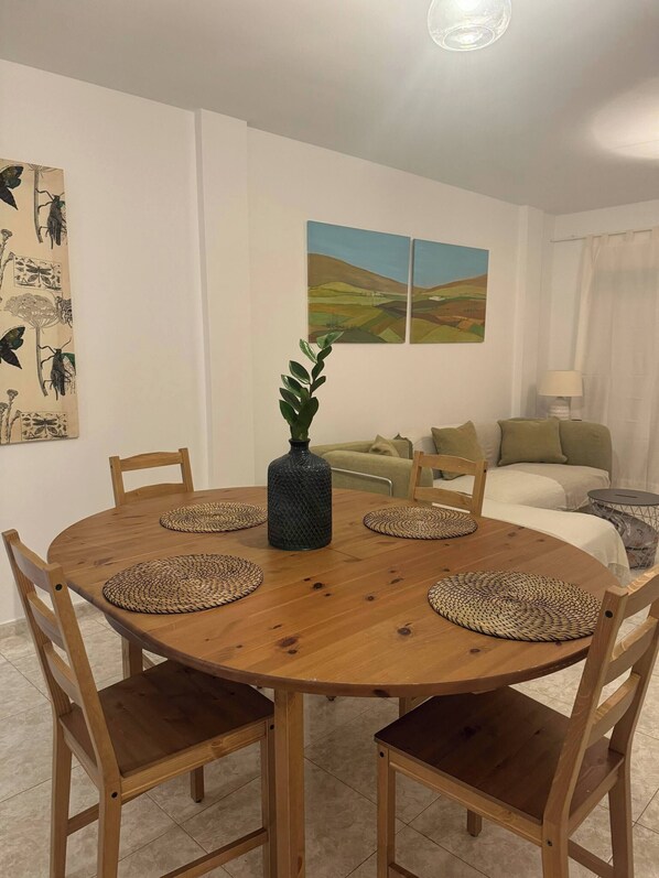 Casa, 2 habitaciones, con acceso para personas discapacitadas | Comedor