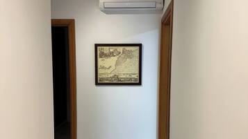 House, 2 Bedrooms, Accessible | Interior