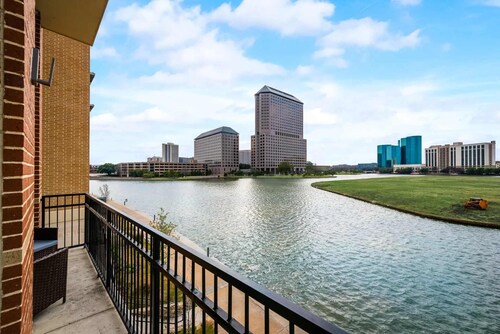 Modern 3BD  Lakeview  HWY348  Las Colinas LC058