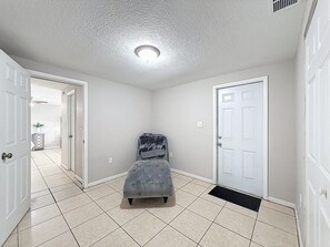 Interior - 3209 Star Street Summ (Tampa)