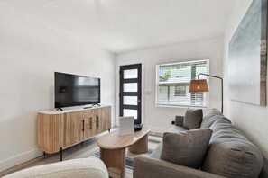 TV - 117 127th Ave E Unit 3 (Treasure Island)
