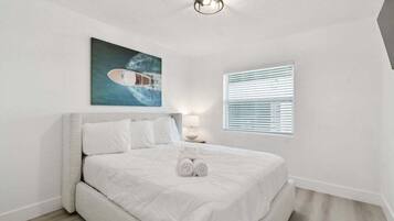 1 soverom, strykejern/-brett, wi-fi og sengetøy