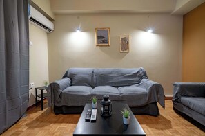 Living area - Warm 2BR Apt • Central Kypseli by ΜΡS (Athina)