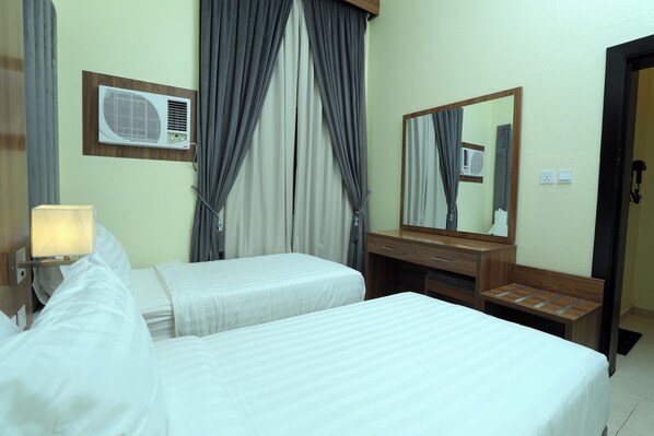 Appartement | Rideaux occultants, fer et planche à repasser, Wi-Fi gratuit