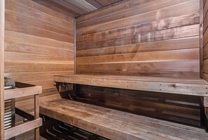 Sauna - Omaha Escape Central Getaway with Private Sauna! (Omaha)
