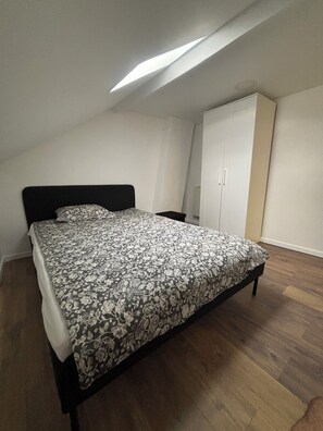 1 bedroom, WiFi, bed sheets - Spacious F2 15mn from PARIS (Noisy-le-Sec)
