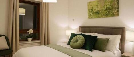 3 camere, ferro/asse da stiro, culla da viaggio, Wi-Fi gratuito