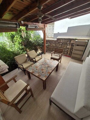 Terrace/patio - Serene building with AC in beautiful Bodrum (Bodrum)