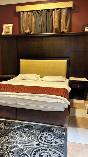 Basic Apartment, City View | Premium bedding, pillow-top beds, free WiFi, bed sheets - Alora Zone (Abha)