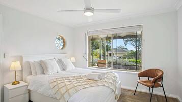 Iron/ironing board, travel cot, WiFi, bed sheets