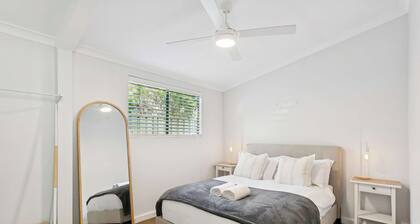 Sunset Villa | Coastal 2BR + Private Courtyard