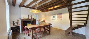 Architect-designed farmhouse, calm and rural charm