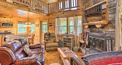 Cabin Near Scranton | Fire Pit & Nature
