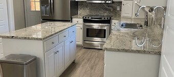 Greenway Getaway~Charming 3-bedroom, 3 BA home in the heart of Jackson, Missouri