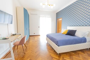 3 slaapkamers, een bureau, een strijkplank/strijkijzer, wifi