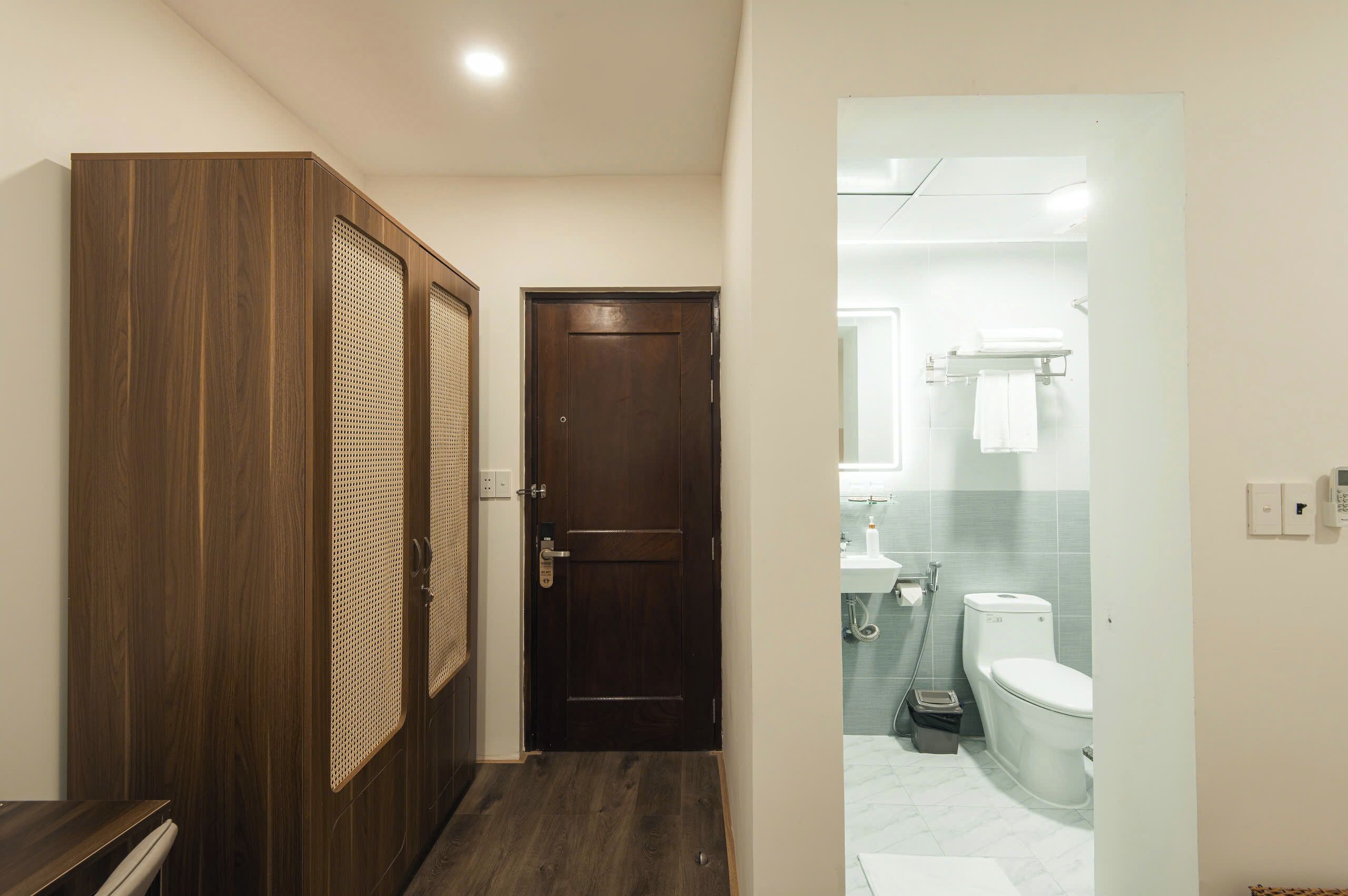 Standard Double Room, No Windows | Desk, free WiFi