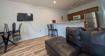 Home-3Br/3Ba: Townhouse, 6 mins to FSU-601