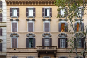 Exterior - Romantic Stay near Santa Maria
Maggiore - Authentic Roman Charm &
Colosseum Walk (Roma)