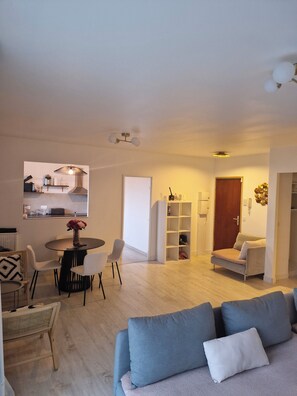 تلفزيون ذكي