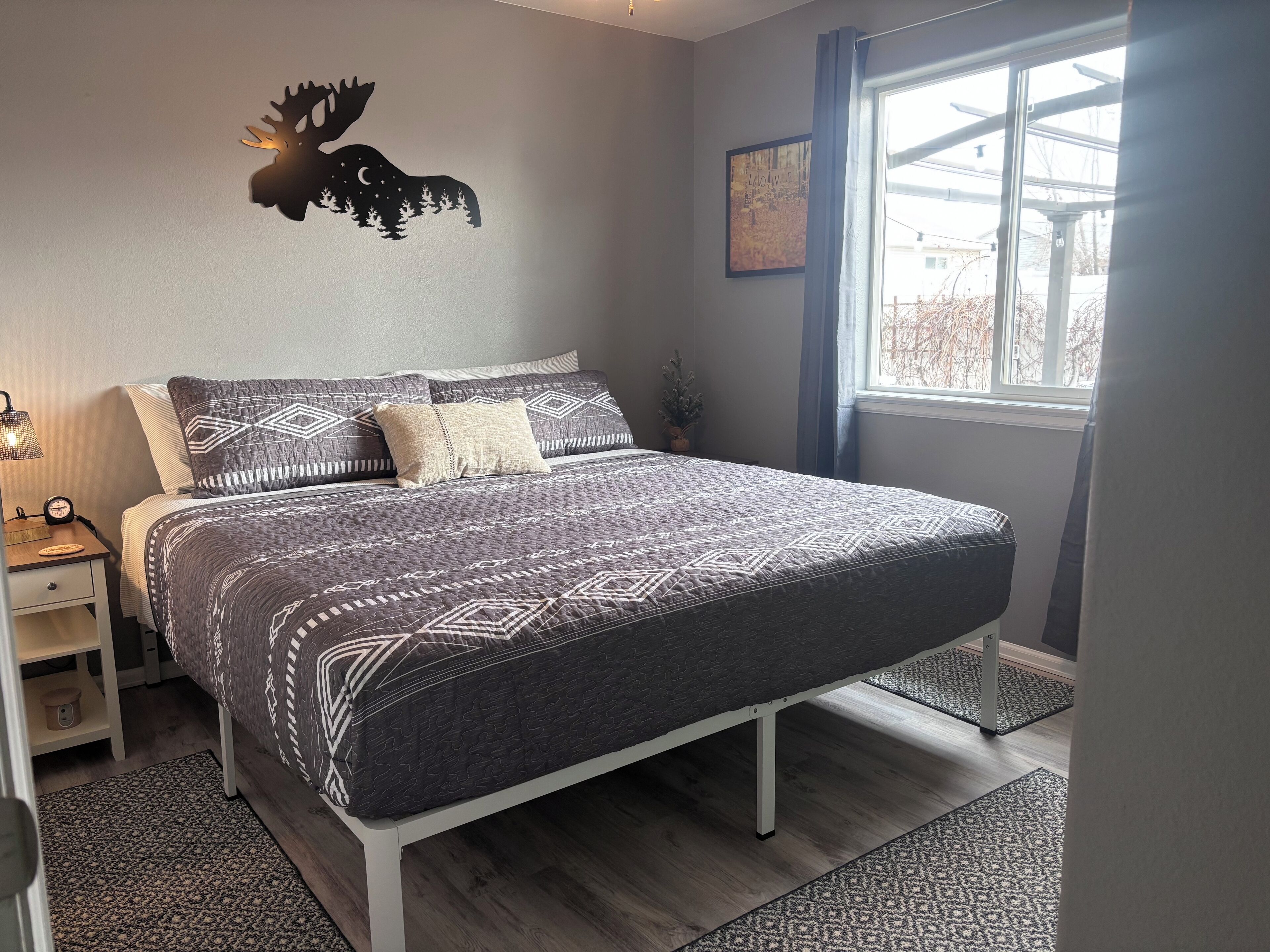 2 soverom, strykejern/-brett, wi-fi (inkludert) og sengetøy