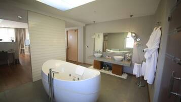 أسرّة أطفال/رضّع