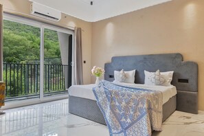 Bügeleisen/Bügelbrett, WLAN, Bettwäsche