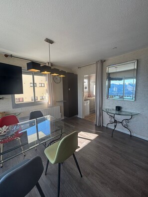 Dining - Super apartment at the foot of the slopes in Saint Lary Soulan - Residence Montreal (Saint-Lary-Soulan)