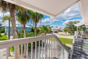 House, 2 Queen Beds (SeaStars IV) | Property grounds - Seastars IV (Fort Myers Beach)