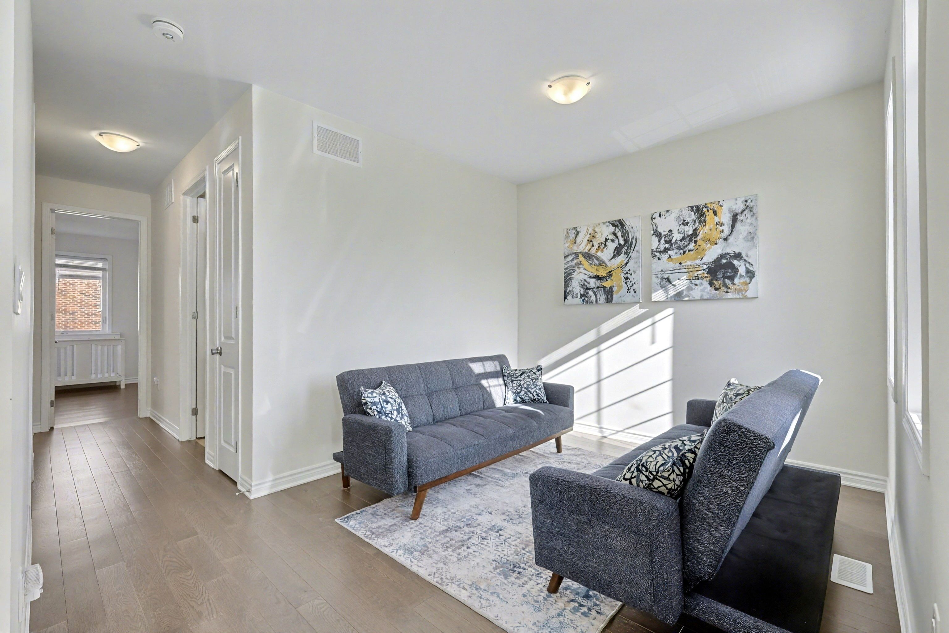 Willow Nest - 5 Beds, 2.5 Baths, 3 Park, Backyard, Thermea Spa - Ajax