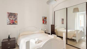 1 habitación, tabla de planchar con plancha y acceso a internet