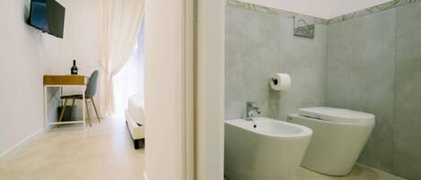 3 Schlafzimmer, Zimmersafe, Bügeleisen/Bügelbrett, kostenloses WLAN