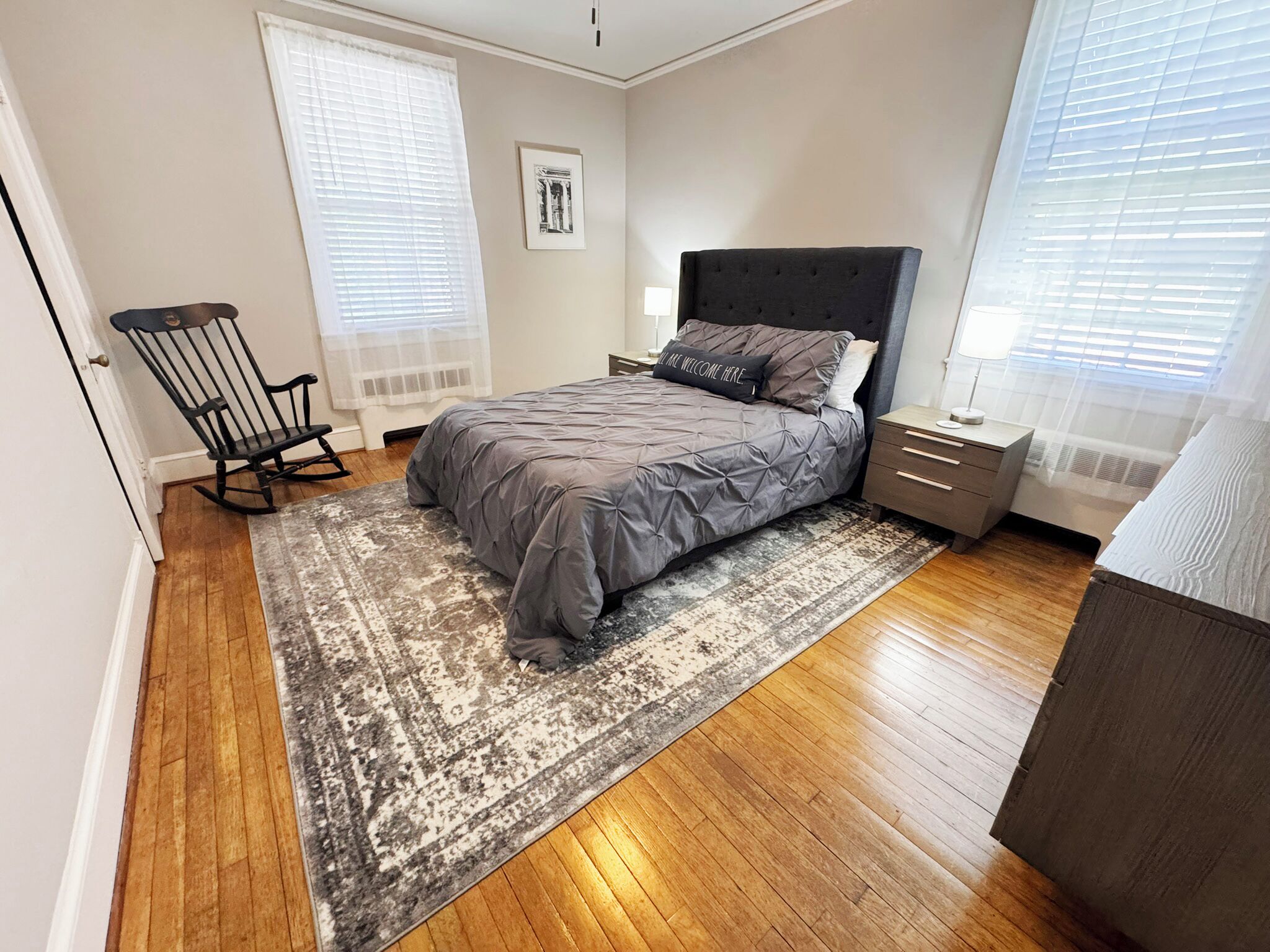 2 多间卧室、熨斗/熨衣板、免费 WiFi、床单