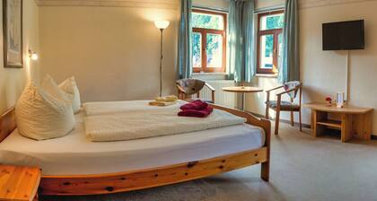 Pension zum Talwächter im Sandsteinidyll