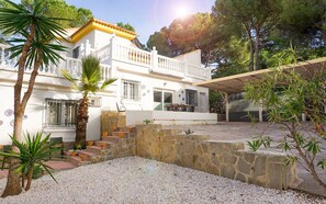 Terrace/patio - Apartamentos Dos Carneros - Apartment 4 (Pinos de Alhaurín)