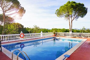 Pool - Apartamentos Dos Carneros - Apartment 4 (Pinos de Alhaurín)