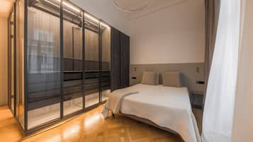 Luxury-Apartment, 2 Schlafzimmer, Stadtblick | Bettwäsche aus ägyptischer Baumwolle, hochwertige Bettwaren