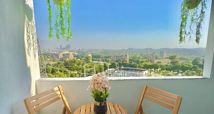 Luxury 1 BHK Apartment | Self Check-in | Islamabad