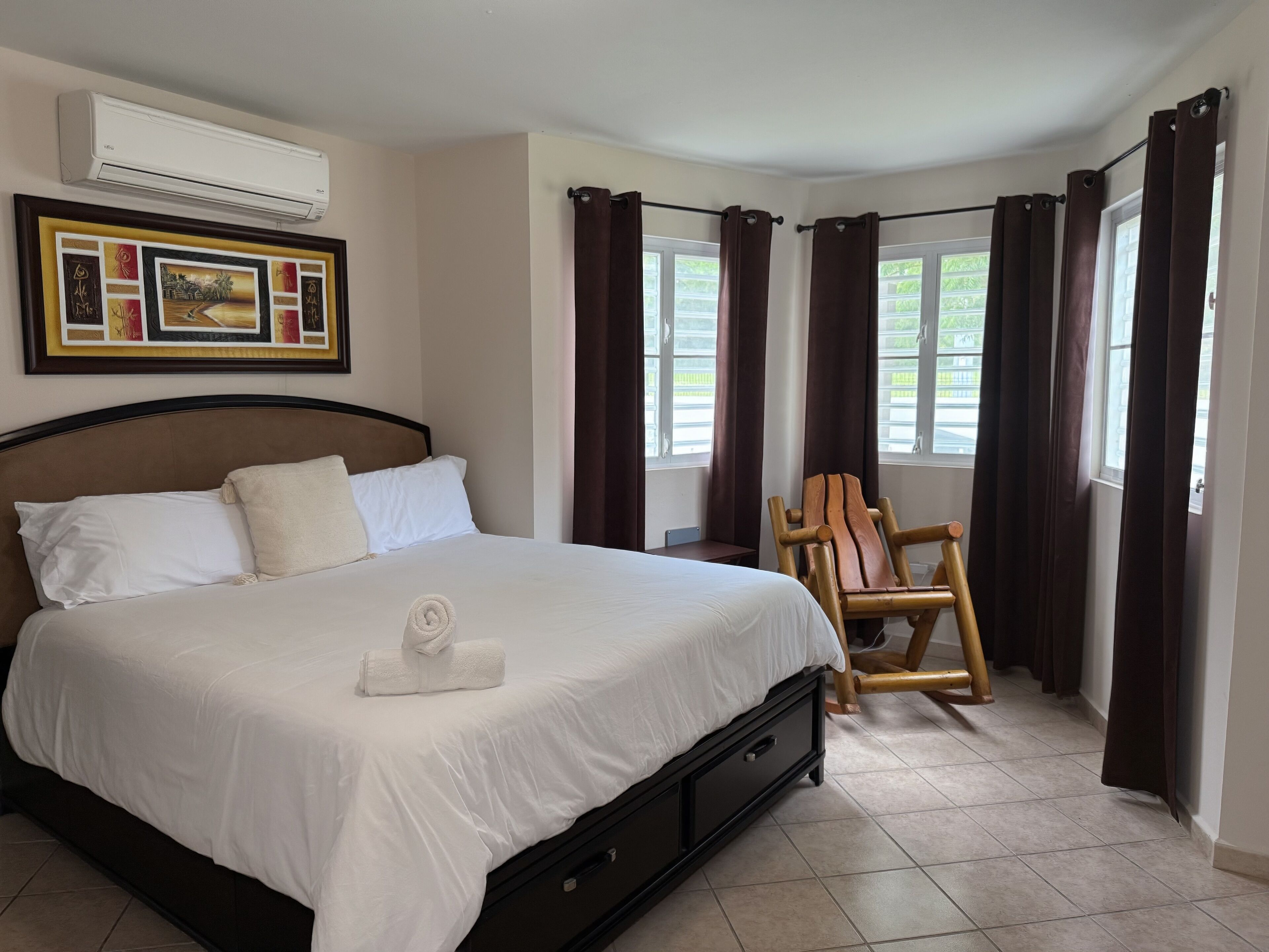 3 Schlafzimmer, Zimmersafe, Bügeleisen/Bügelbrett, kostenloses WLAN