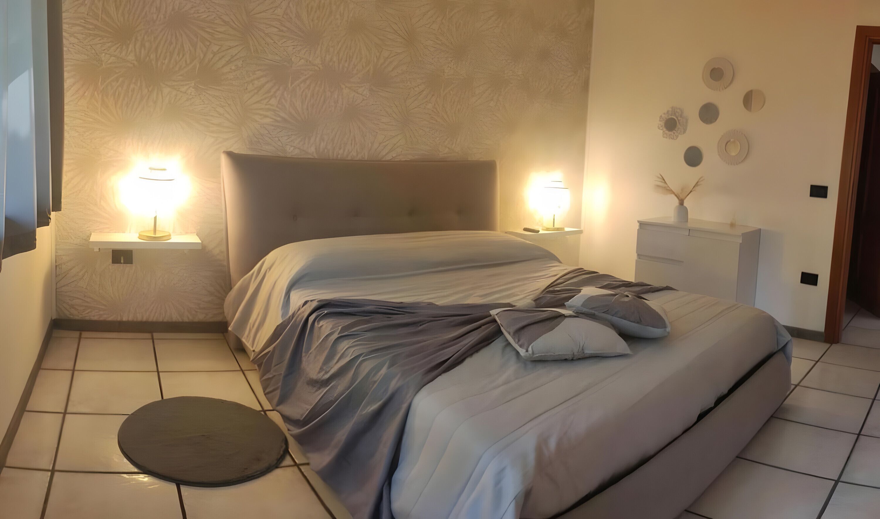 Bügeleisen/Bügelbrett, WLAN, Bettwäsche