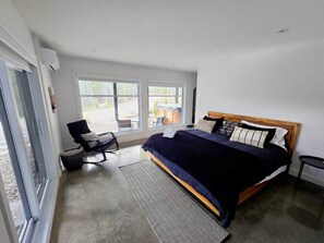 3 quartos, ferros/tábuas de passar roupa, Wi-Fi, roupa de cama