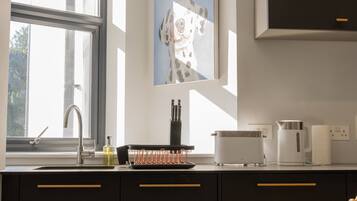 Microwave, oven, stovetop, dishwasher