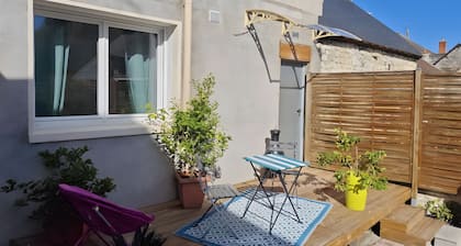 Holiday Home “Le Gîte Écureuil” with Private Terrace, Garden & Wi-Fi