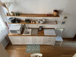 Fridge, stovetop, electric kettle, cookware/dishes/utensils - Cà Del Campo Venice (Venezia)
